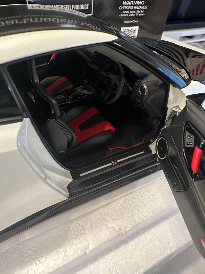 AUTOart オートアート 日産 GT-R R35 オマケあり ミニカー