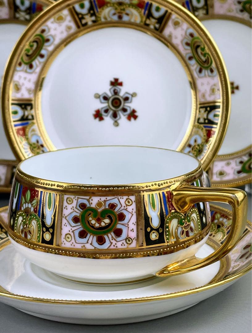 【美品】オールドノリタケ 金盛り ティーカップ ソーサー ３小皿セット