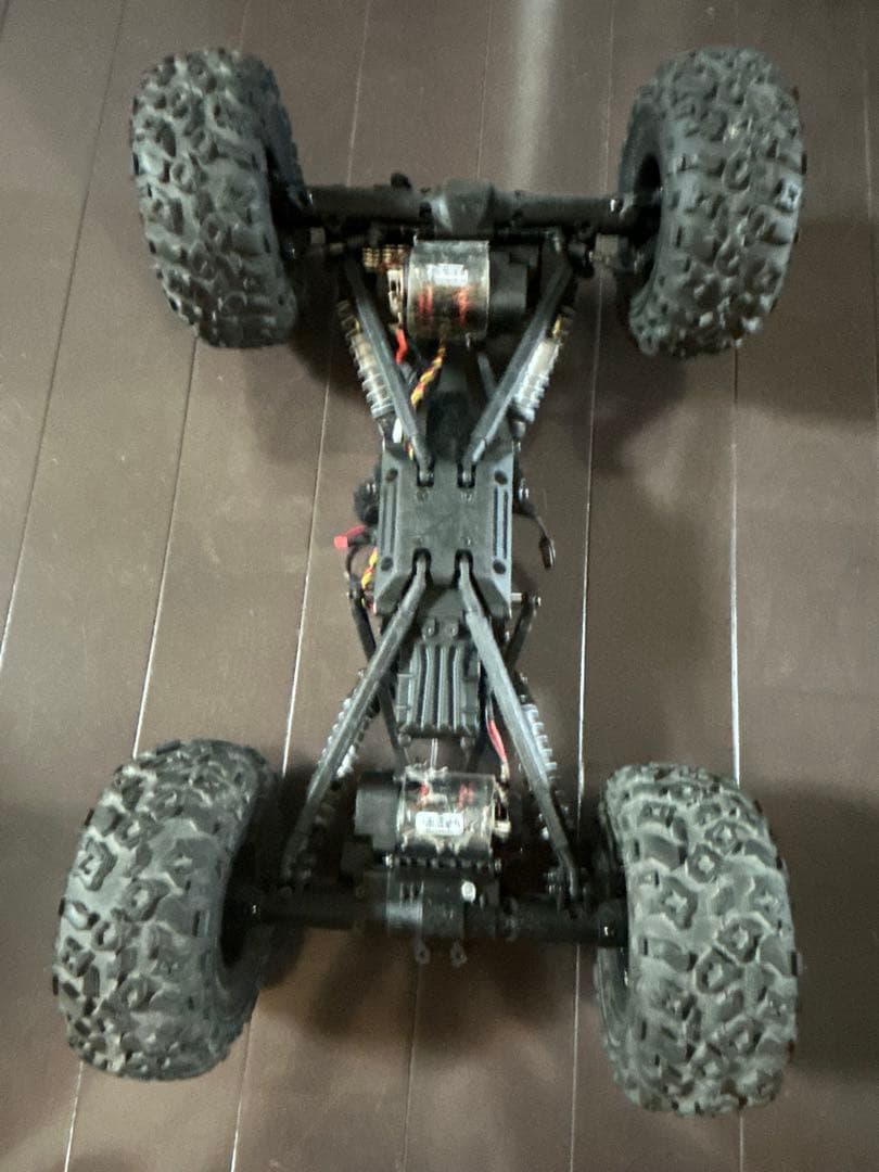 ホビーラジコン axial xr10