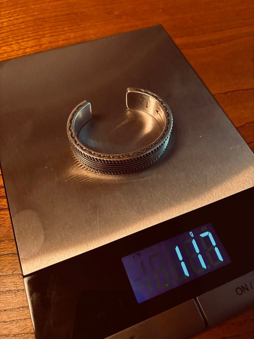 デルバートゴードン　チゼルワーク　4面スタンプ　 ヘビーゲージ　バングル