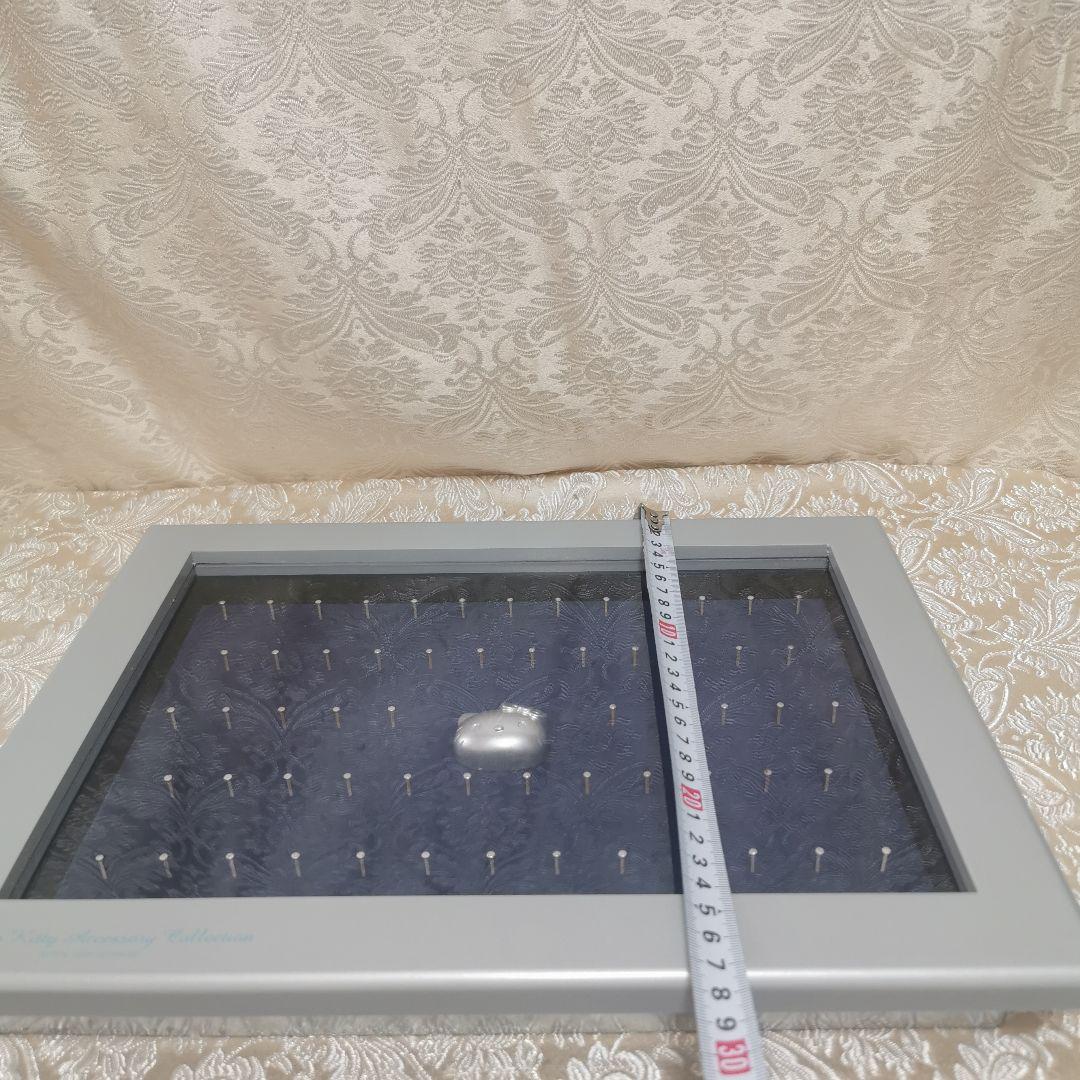 ハローキティ アクセサリー チャーム　コレクション　80個 + フレーム