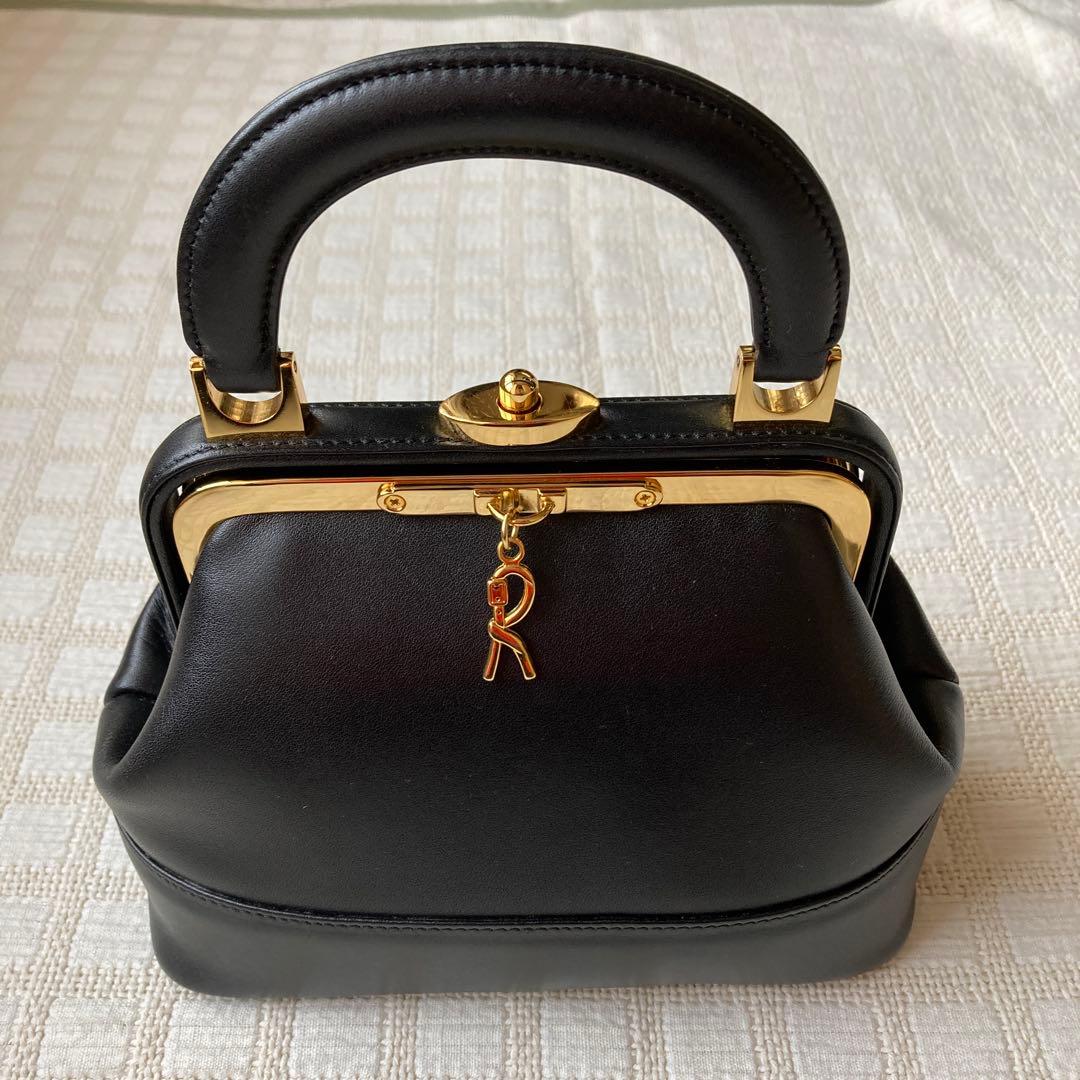 黒いレザーハンドバッグ ゴールド金具