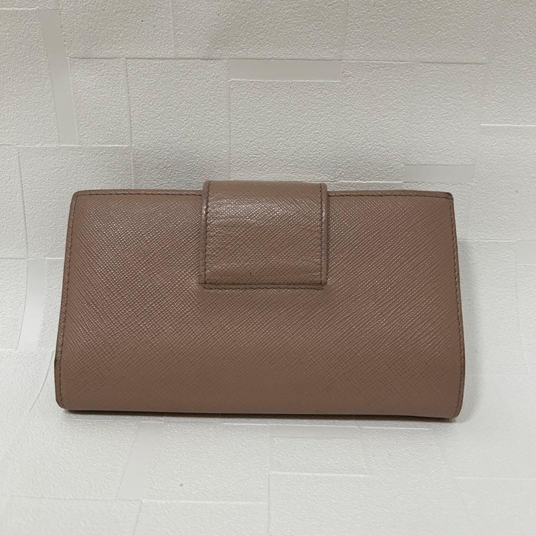 PRADA プラダ　ピンクベージュ 折り財布　サフィアーノ