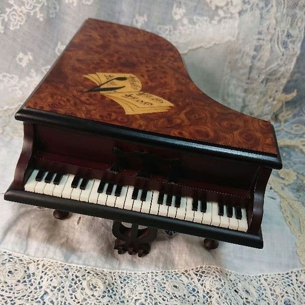 スイス✨リュ－ジュ✨オルゴール