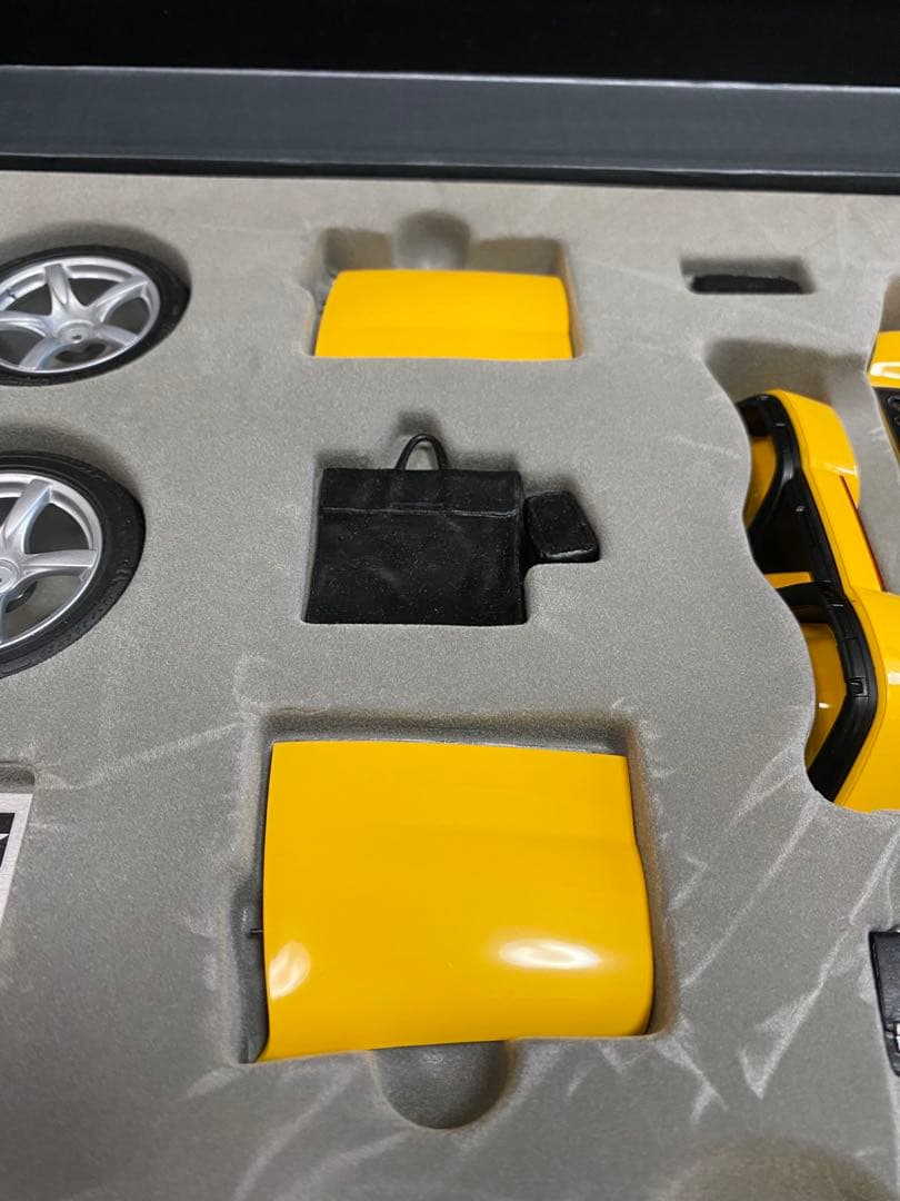 【未組立・美品】タミヤ 1/12 ポルシェ カレラGT イエローバージョン