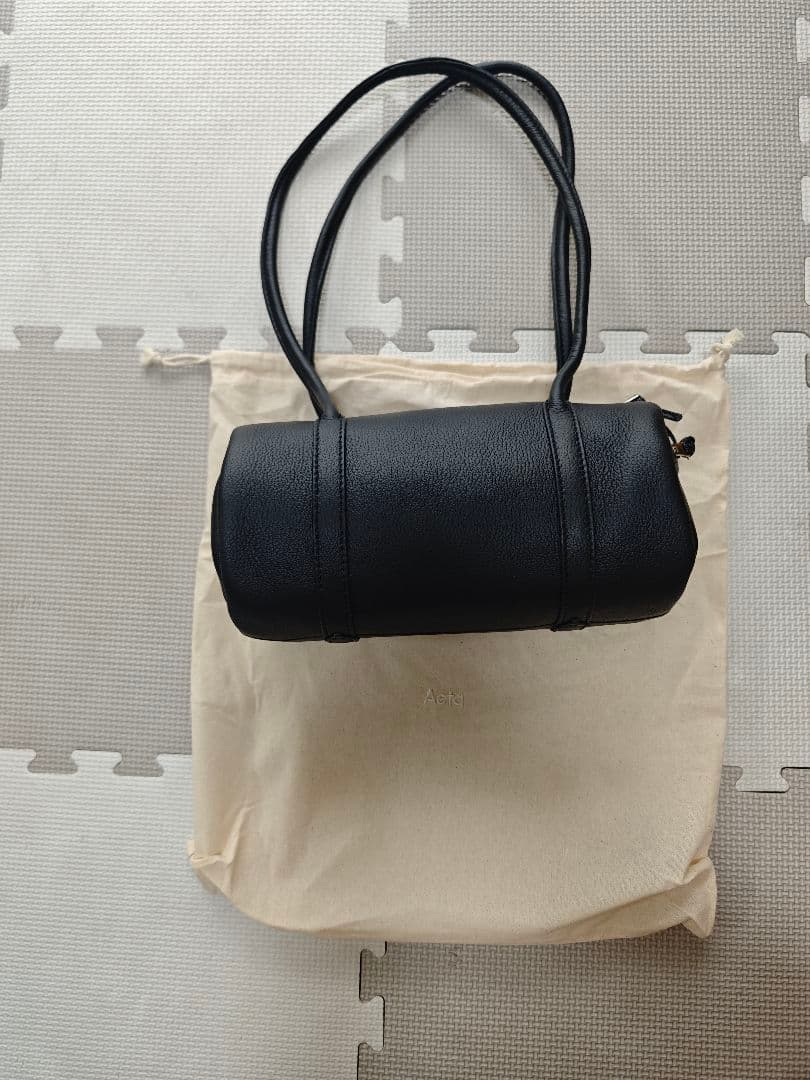 美品 Aeta アエタショルダーバッグ