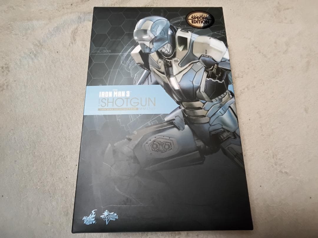 ホットトイズ アイアンマン マーク40 ショットガン