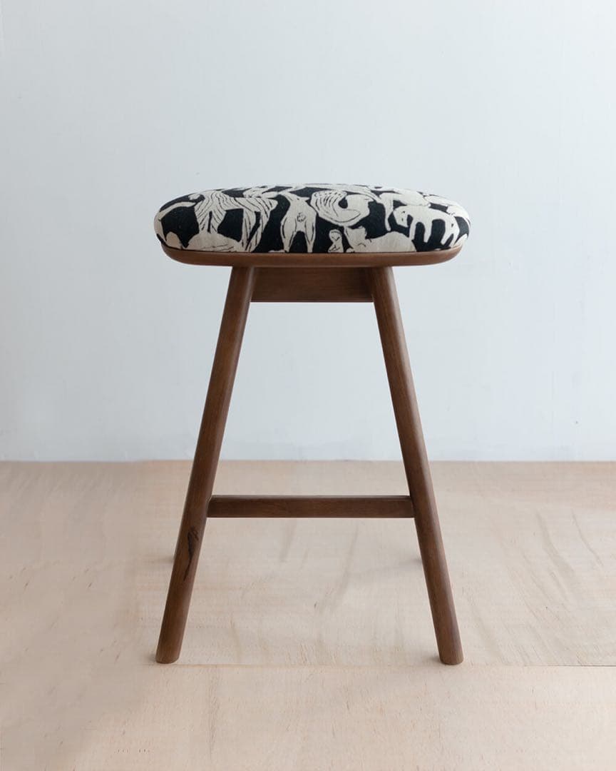 キッチンスツールBR(H630)× ミナペルホネンlife puzzle BK