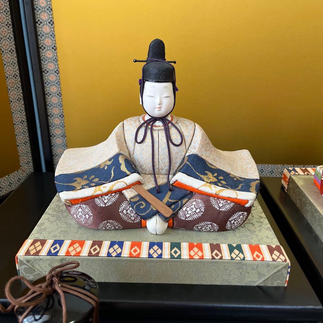 九重雛【真多呂作】男雛 女雛セット/金屏風・飾台・台座・燭台・行器付き/ひな祭り