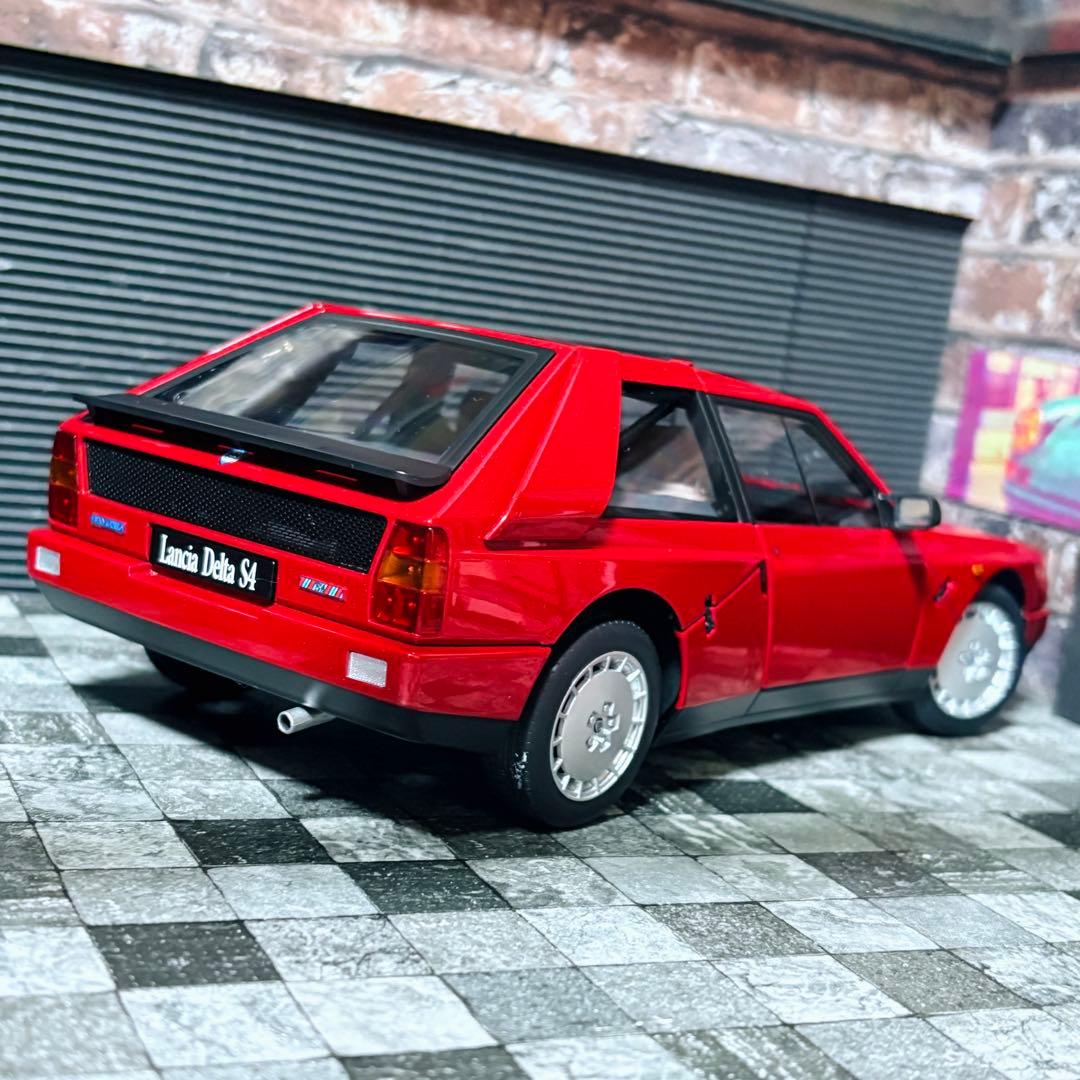 1/18 AUTOart ランチア デルタ S4 ストラダーレ