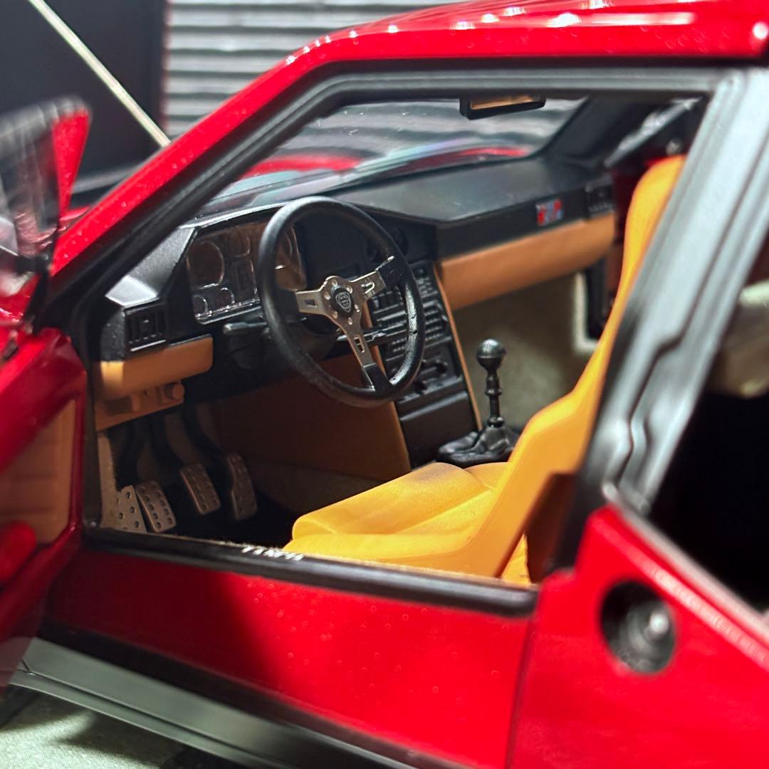 1/18 AUTOart ランチア デルタ S4 ストラダーレ