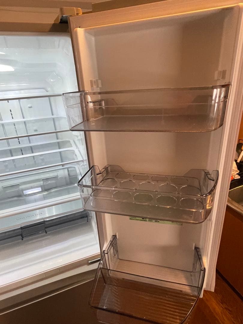 【2024年製！】東芝 601L 6ドア冷蔵庫 VEGETA GR-W600FH