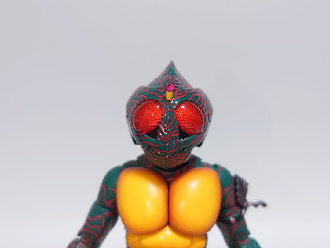 SHFiguarts 仮面ライダーアマゾン