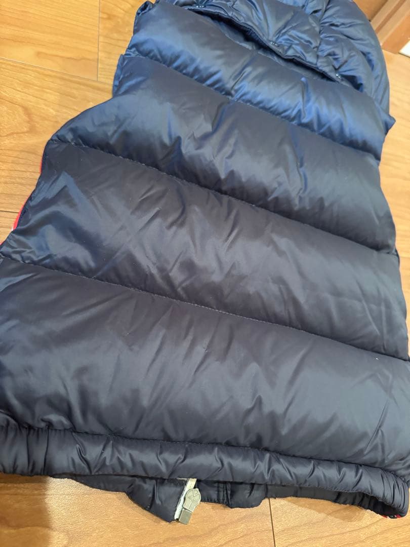 キッズ　MONCLER ダウンベストLUOROUX GILET