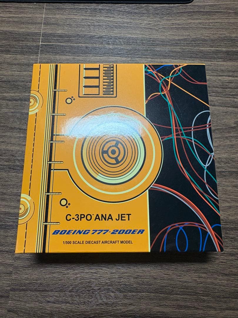 航空機・ヘリコプター ANA STAR WARS C-3PO B777-200ER 1/500