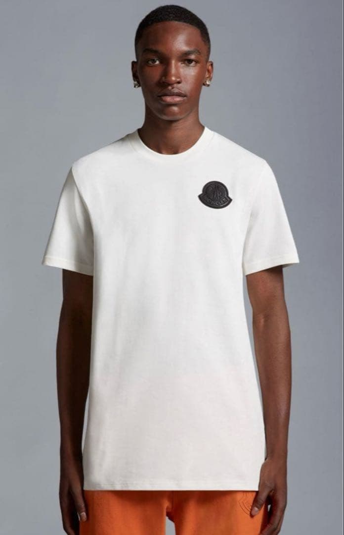 MONCLER モンクレール Tシャツ ロゴ ワッペン