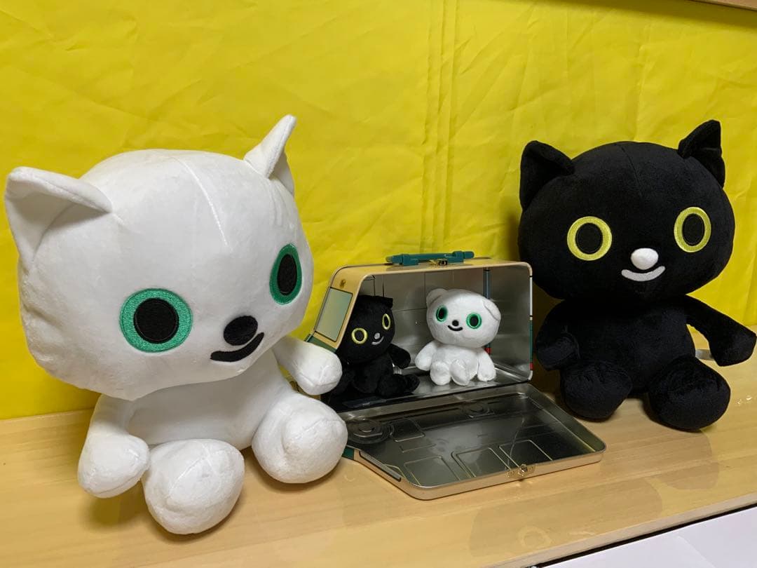 「ヤマト運輸」白猫黒猫のぬいぐるみとお菓子缶(ウォークスルー)セット