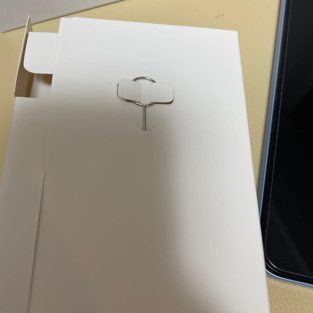 ジャンク品Xiaomi Redmi 12 5Gスカイブルー本体 ケース付き