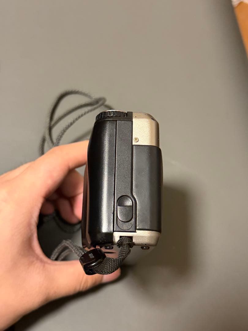 【美品】CONTAX T2 フィルムカメラ ケース付き 動作確認済み