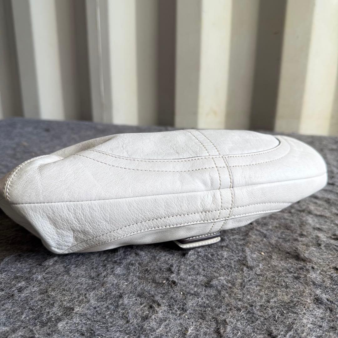 K67希少色✨ コーチ ソーホー ワンショルダー ホーボー シグネチャー