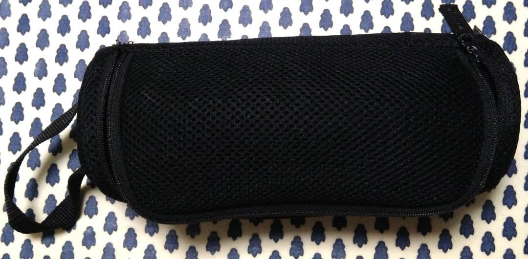 SONY HDR-PJ630V ビデオカメラ本体、バッテリー2個備品あり　三脚付