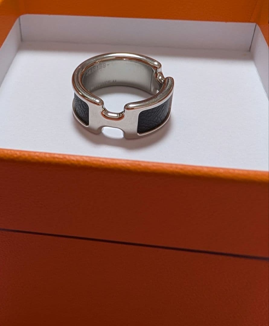 はなはな様【HERMES】リング《オランプ》黒×シルバー PM/M(13号相当)