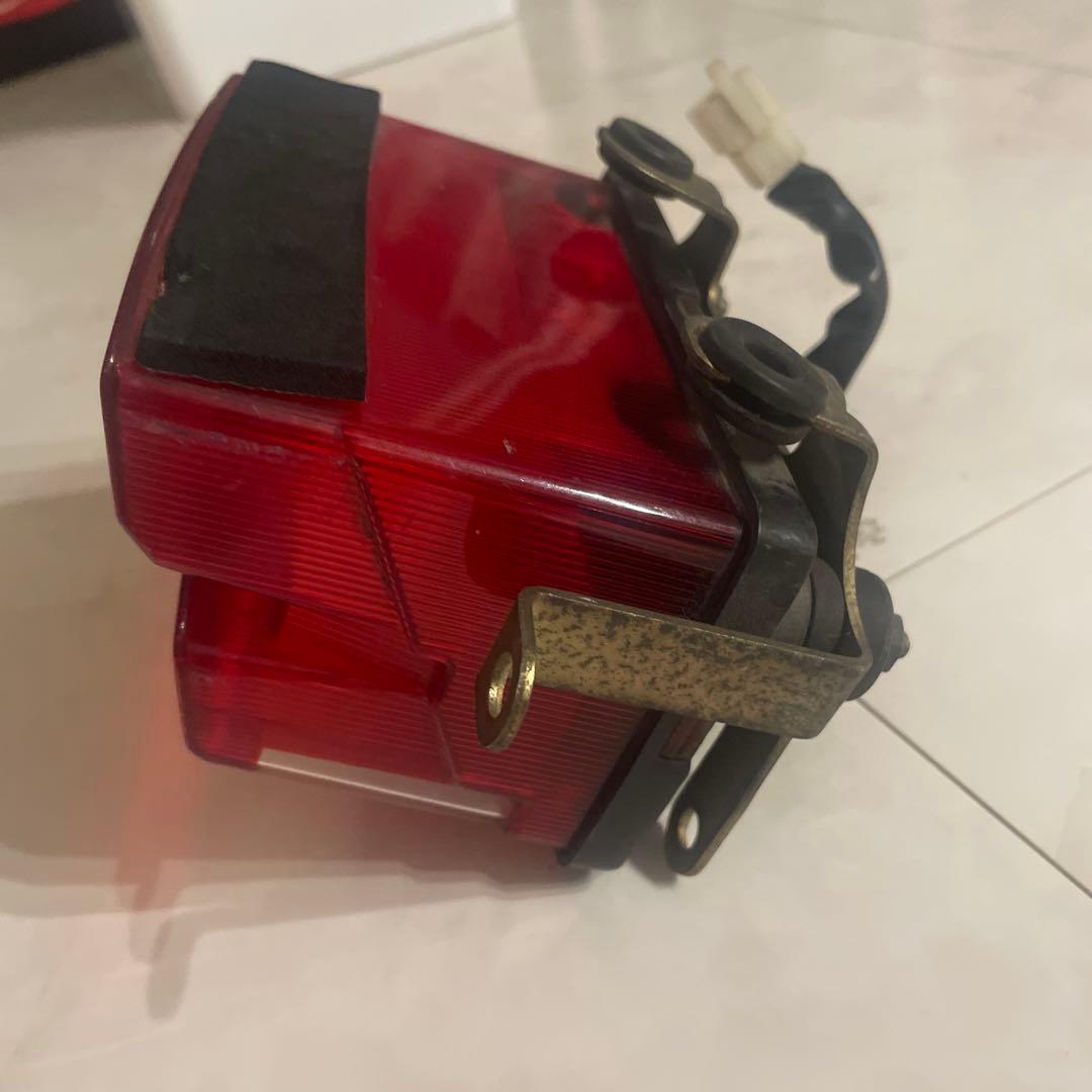 xjr400 4hm 純正テールランプ