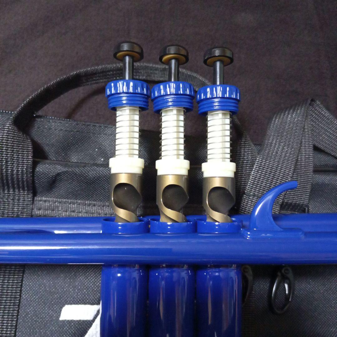 ZO プラスチックトランペット本体 青&黒 ソフトケースマウスピース付