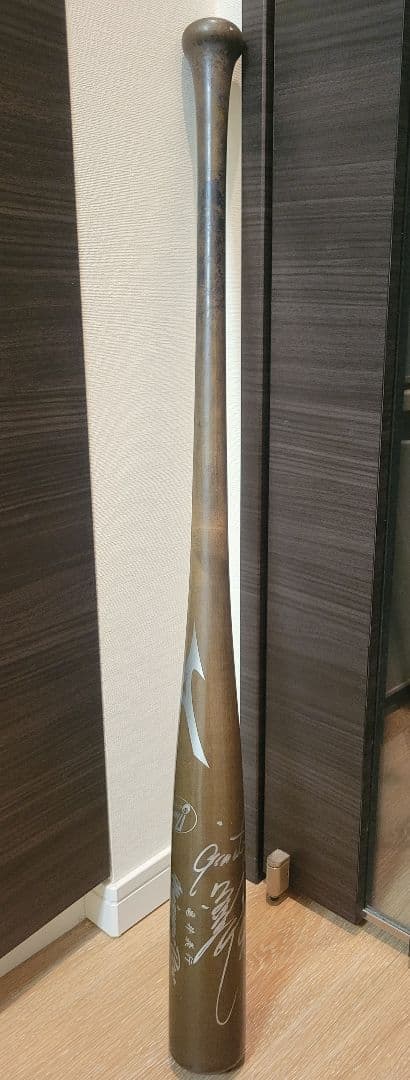 亀井善行コーチサイン入り実使用バット