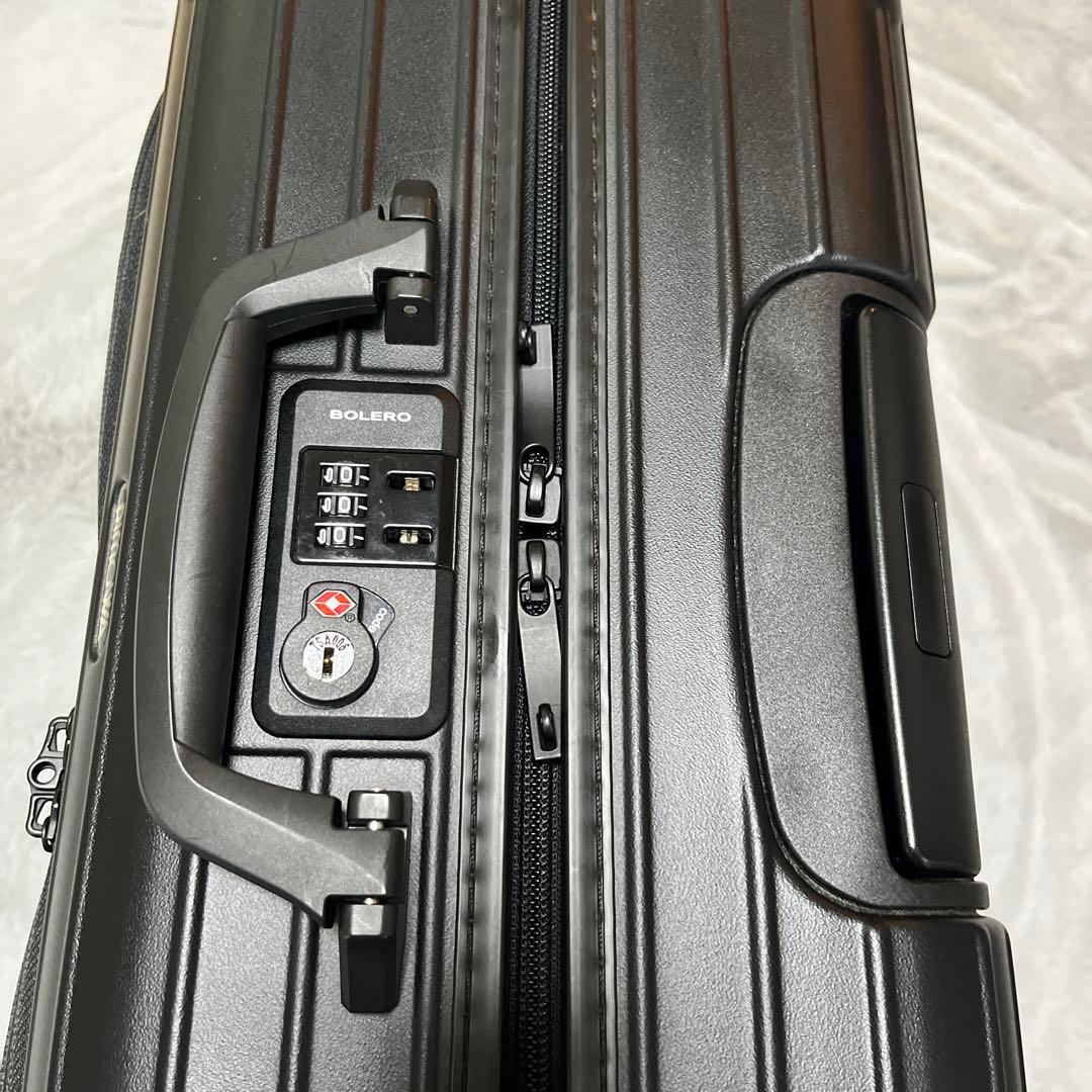 廃盤希少　美品　RIMOWA ボレロ　4輪　ブラック キャリーケース