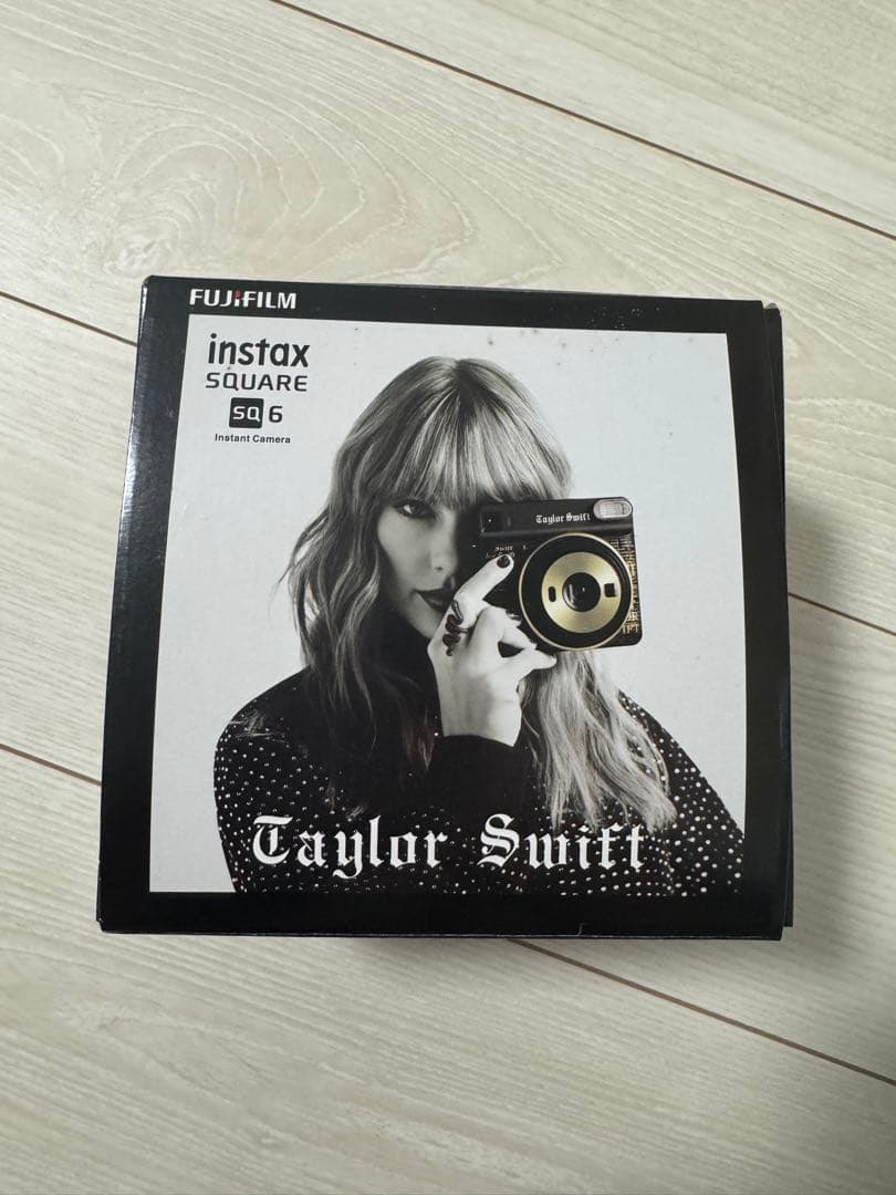 テイラースウィフト Taylor Swift instax square SQ6