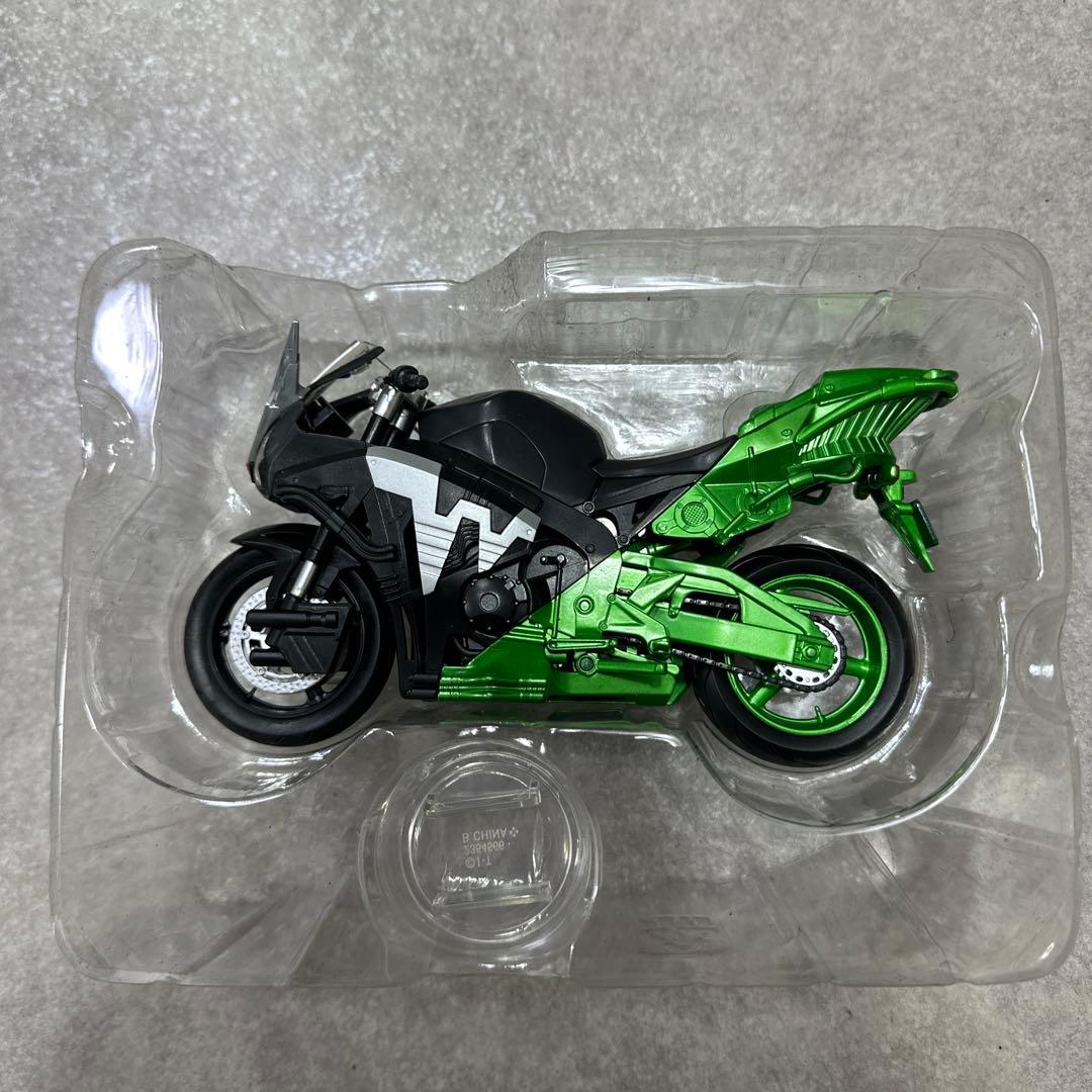 フィギュアーツ 真骨彫 仮面ライダーW サイクロンジョーカー ハードボイルダー