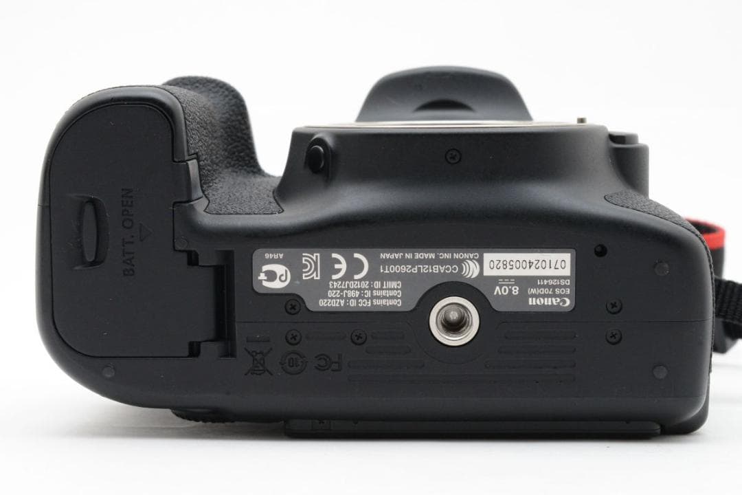 良品　2116ショット　キャノン EOS 70D ダブルレンズキット