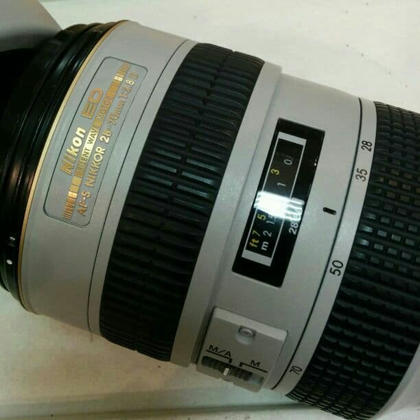 希少 ライトグレー Nikon AF-S 28-70mm F2.8 D ED