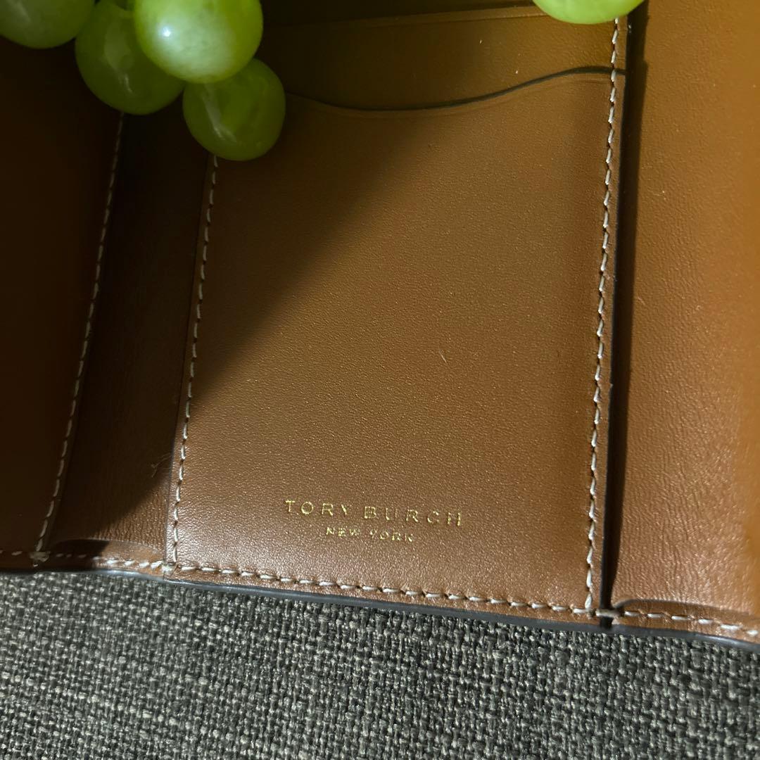 トリーバーチピンクベージュ レザー 三つ折り財布