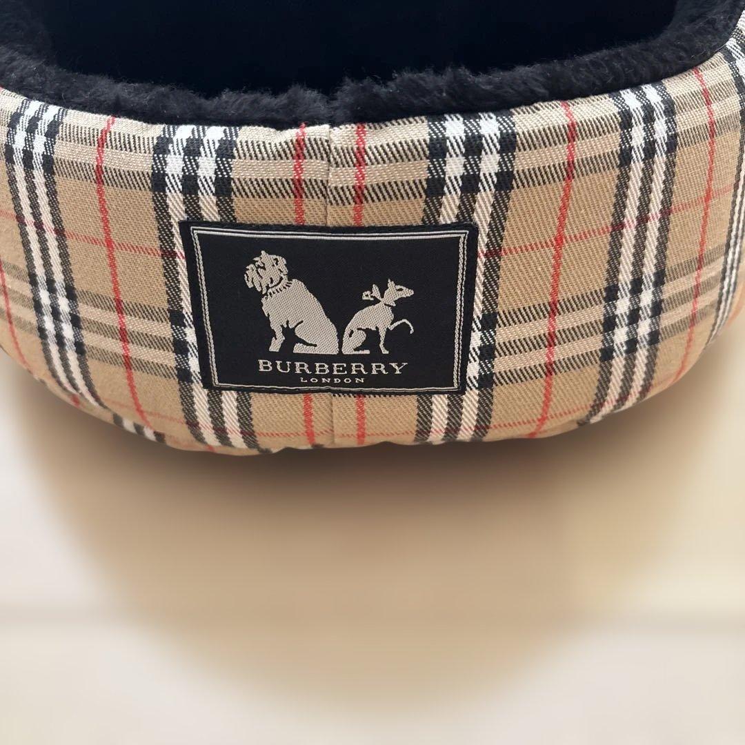 バーバリー　ペット