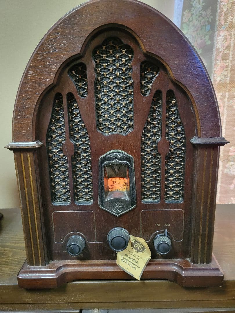 レトロ　Thomson（トムソン）ラジオ