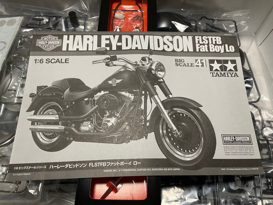 TAMIYA 1/6 ハーレーダビッドソンFLSTFB ファットボーイ ロー