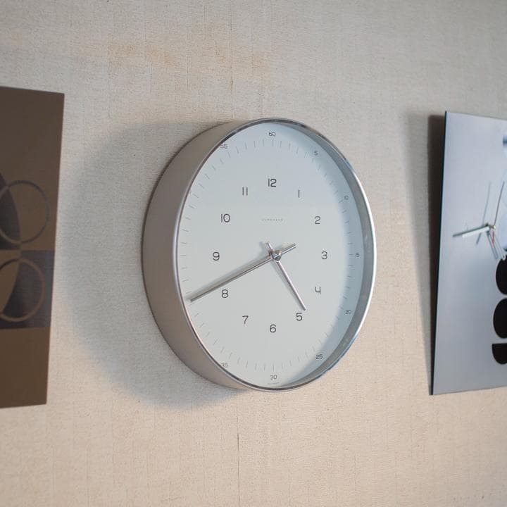 ユンハンス JUNGHANS 壁掛け時計 マックスビル ウォールクロック