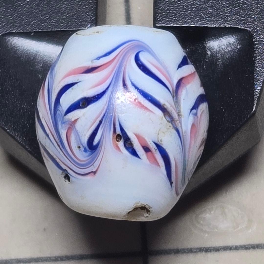 稀少　レース模様のフェザービーズ　goro's等のカスタムに