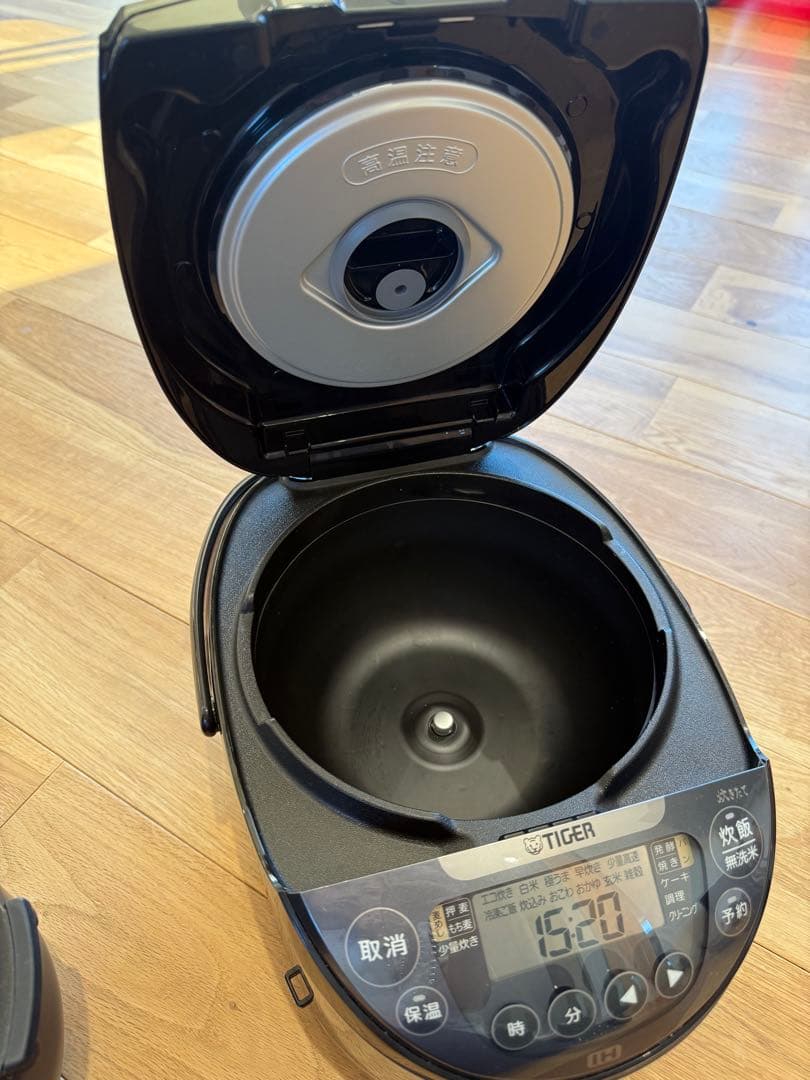 TIGER IHジャー炊飯器 JPW-X100