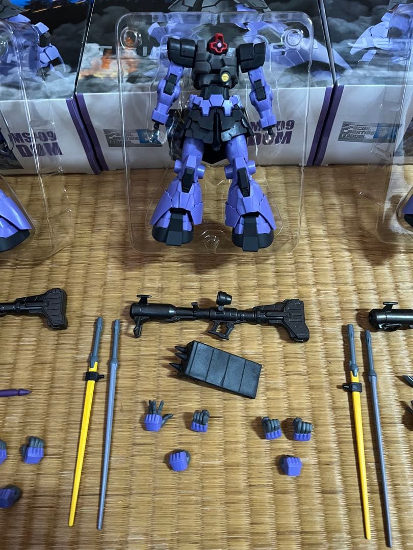 スペシャルクリエイティブモデル　トリプルドムセット