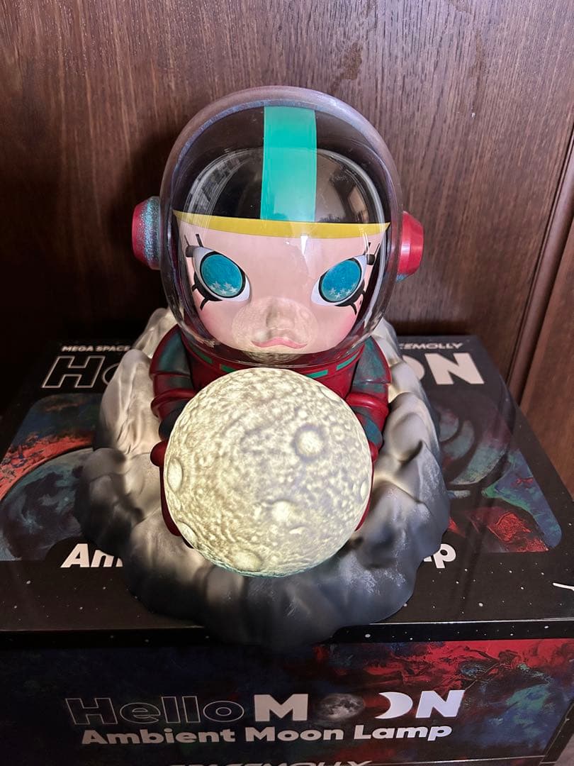 MEGA SPACE MOLLY Hello Moon Lamp ランプ　未開封