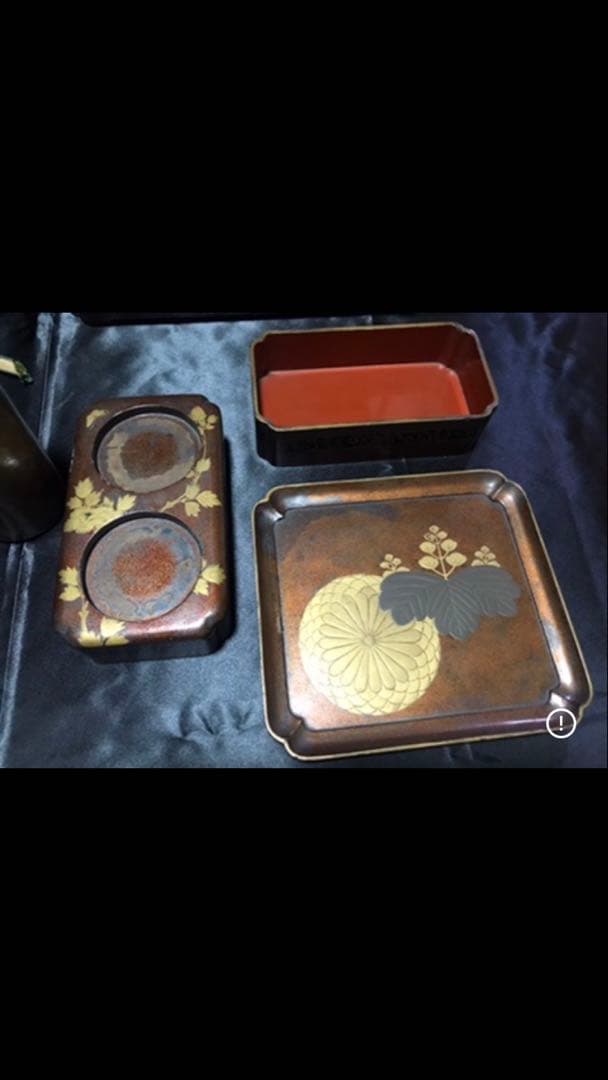 江戸時代　野弁当　重箱　蒔絵提重　骨董　五七桐と菊紋！豪華！