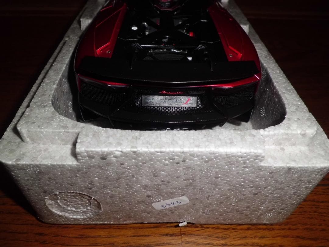 【現状品】オートアート 1/18 アヴェンタドール J メタリックレッド