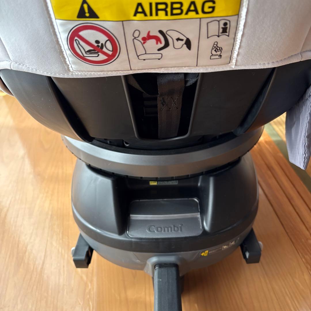 Combi 車用チャイルドシート ブラック