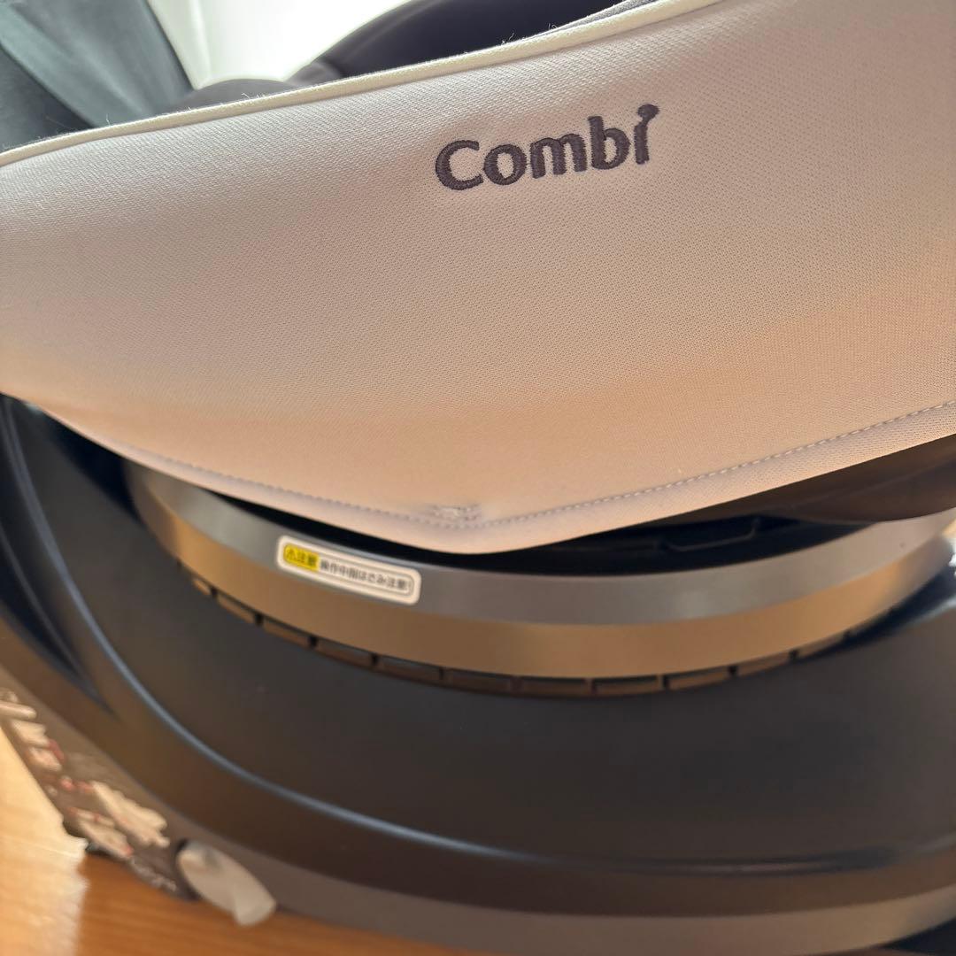 Combi 車用チャイルドシート ブラック