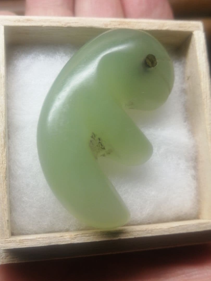 ★古墳期『糸魚川翡翠勾玉』出土品　5.50cm　『超琅玕翡翠』本物。儀式勾玉です