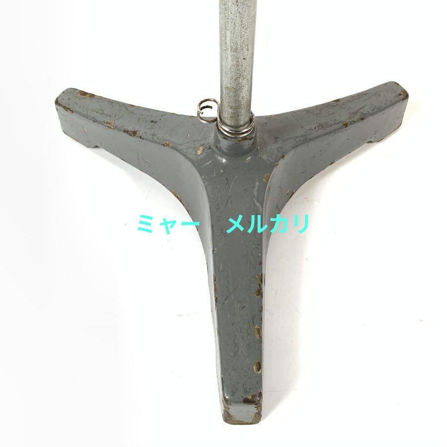 油圧式昇降マイクスタンド　①