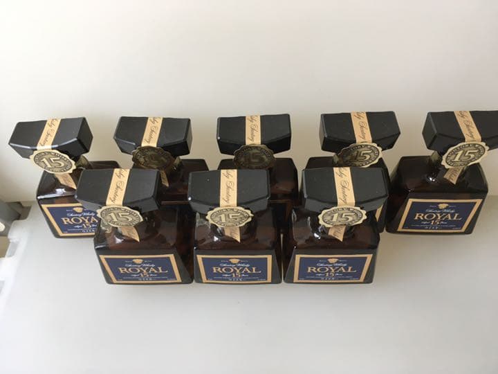 ウイスキーミニボトル★サントリーローヤル15年★ミニボトル8本セット